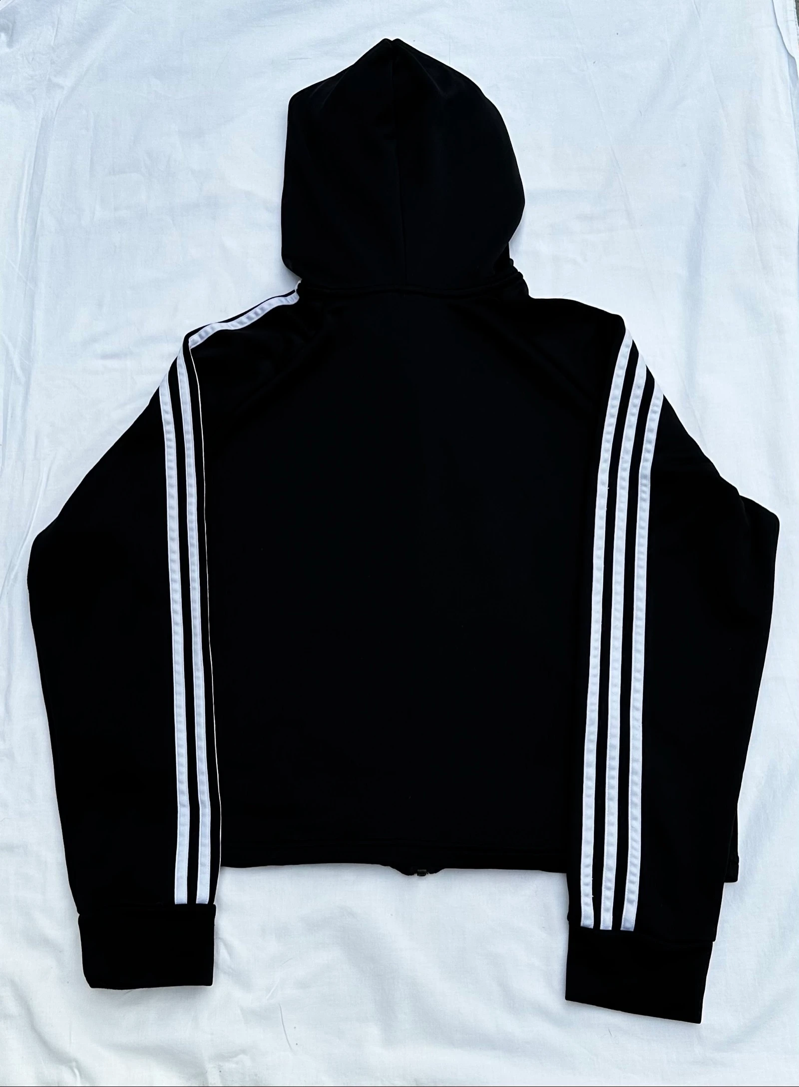 Adidas jaqueta com capuz, tamanho L original 3 riscas – photo 3